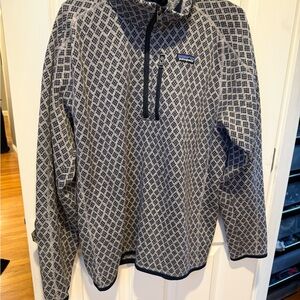 Patagonia Men's Gray Patterned Zip-Up Sweater